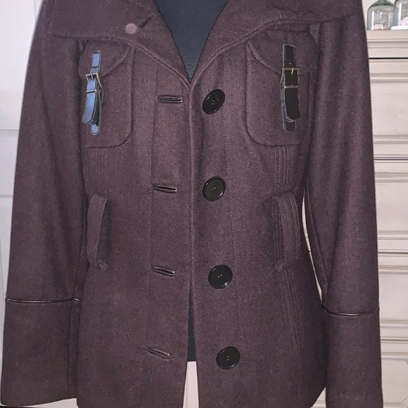 Jacket - Picture 2 of 6